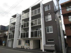 北海道札幌市東区北三十三条東１５ 4階建 築7年3ヶ月