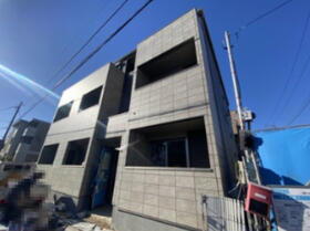 東京都練馬区平和台３  3階建