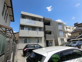 大阪府高槻市富田町３ 3階建 築7年3ヶ月