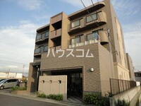 アクシス