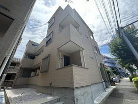 東京都八王子市片倉町 3階建 築2年8ヶ月