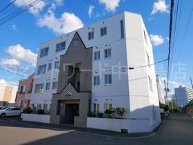 北海道札幌市豊平区中の島一条５ 4階建 築32年2ヶ月
