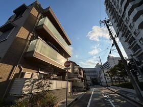 兵庫県尼崎市常光寺３ 賃貸アパート