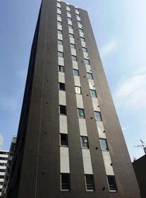 東京都中央区築地６ 13階建