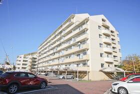 大阪府富田林市藤沢台１ 賃貸マンション