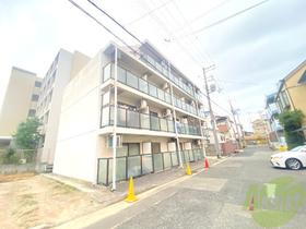 兵庫県神戸市垂水区中道１ 4階建 築29年1ヶ月