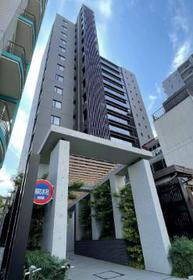東京都目黒区目黒３ 15階建 築4年10ヶ月