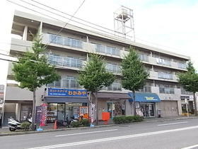 兵庫県神戸市垂水区本多聞１ 4階建
