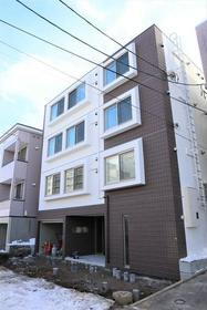 北海道札幌市北区北三十六条西１０ 4階建 築4年4ヶ月