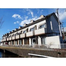 東京都日野市南平４ 2階建 築33年