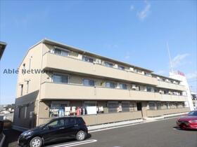 茨城県古河市原町 3階建