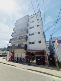 兵庫県宝塚市小林２ 6階建 築52年10ヶ月
