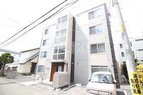 北海道札幌市南区澄川三条３ 4階建 築5年5ヶ月