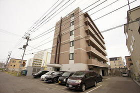 北海道札幌市西区発寒四条２ 6階建 築13年1ヶ月