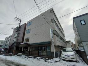 北海道札幌市北区北三十三条西３ 4階建 築41年9ヶ月
