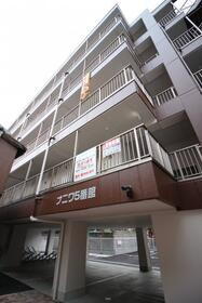 ナニワ５番館 5階建
