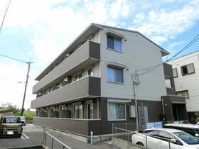 広島県広島市安佐南区長束１ 3階建 築11年2ヶ月