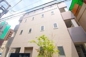 大阪府大阪市北区黒崎町 築17年1ヶ月 5階建