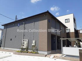 イーストスクエア