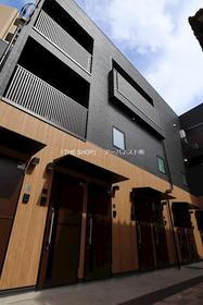 東京都豊島区雑司が谷１ 3階建 築1年6ヶ月
