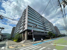 兵庫県神戸市東灘区本山南町３ 10階建 築7年5ヶ月