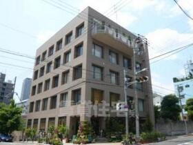 大阪府大阪市中央区南新町２ 5階建 築53年8ヶ月