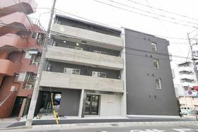 神奈川県横浜市中区麦田町２ 5階建 築2年9ヶ月
