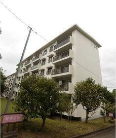 神奈川県横浜市青葉区美しが丘１ 5階建 築56年3ヶ月