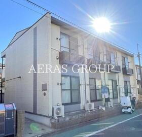 レオパレスタウニー下連雀 2階建