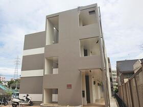 沖縄県那覇市小禄２ 3階建 築23年11ヶ月