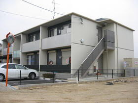 奈良県天理市櫟本町 2階建 築18年4ヶ月