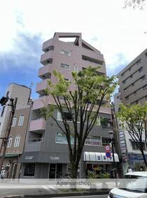 東京都武蔵野市境２ 8階建