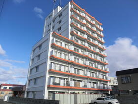 北海道札幌市白石区中央三条３ 賃貸マンション