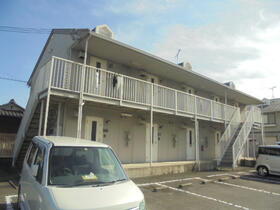 メゾン堀川　Ｃ棟 2階建