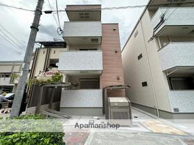 大阪府大阪市城東区中浜３ 築2年7ヶ月 3階建