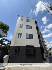 東京都足立区梅田１ 4階建 