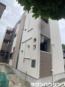 愛知県名古屋市中区新栄３ 3階建 築6年3ヶ月