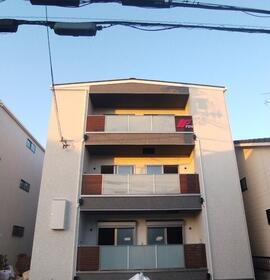 大阪府堺市堺区三宝町３ 3階建 