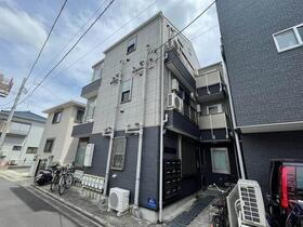 東京都江東区北砂３ 3階建 築11年4ヶ月