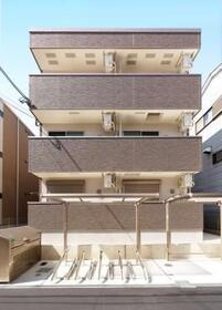 大阪府大阪市淀川区三津屋南１ 3階建 築10年5ヶ月