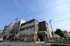 ＣＡＳＡ　ＯＲＩＥＮＴＥ 3階建