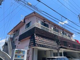 グリーンピア三ツ沢 3階建