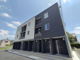 奈良県天理市丹波市町 3階建