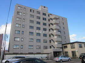 北海道苫小牧市緑町２ 築31年11ヶ月 8階建