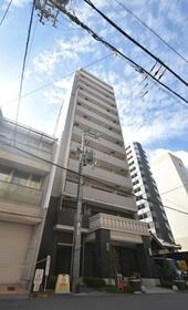 大阪府大阪市西区立売堀３ 13階建