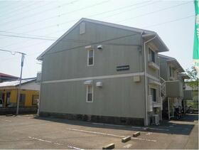 神奈川県小田原市中里 2階建