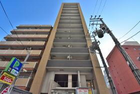 大阪府大阪市北区中之島４ 14階建