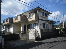 鹿児島県鹿児島市皇徳寺台３ 2階建