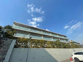 兵庫県神戸市東灘区御影山手１ 3階建 築9年2ヶ月