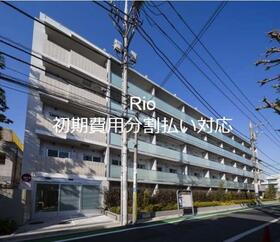 東京都世田谷区太子堂１ 6階建